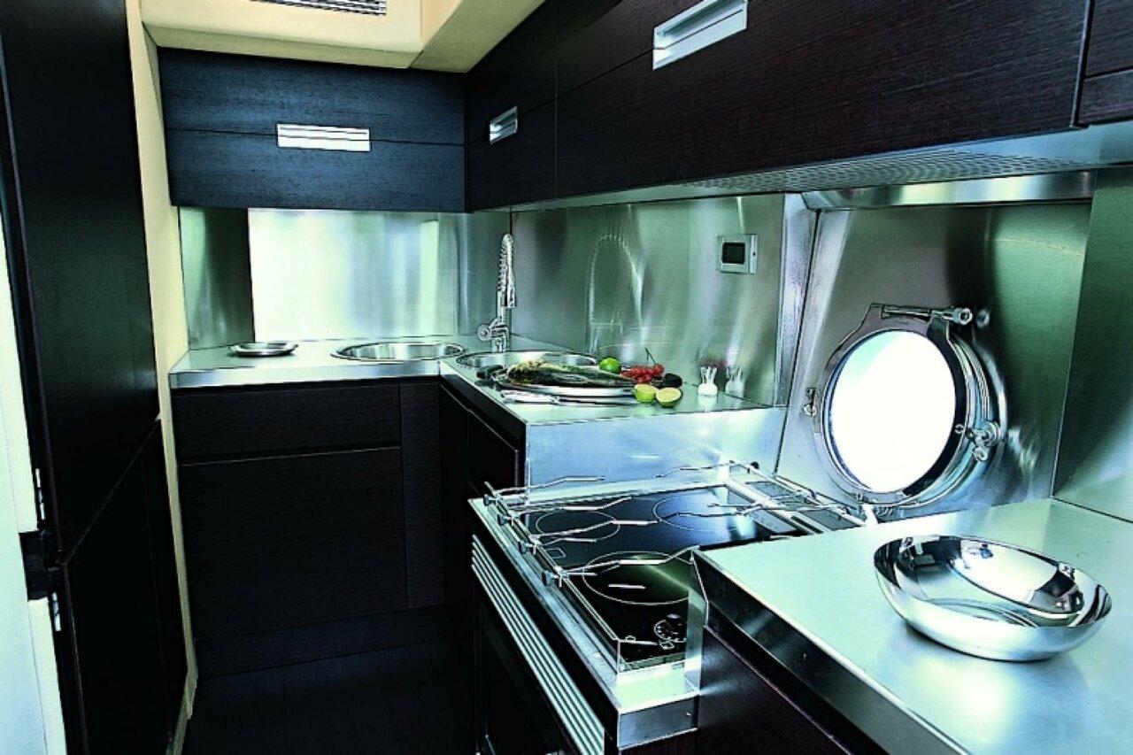 Book Azimut 68 - 3 + 1 cab. Luxury motor yacht for bareboat charter in ACI Marina Split, Split region, Croatia with TripYacht!, picture 15