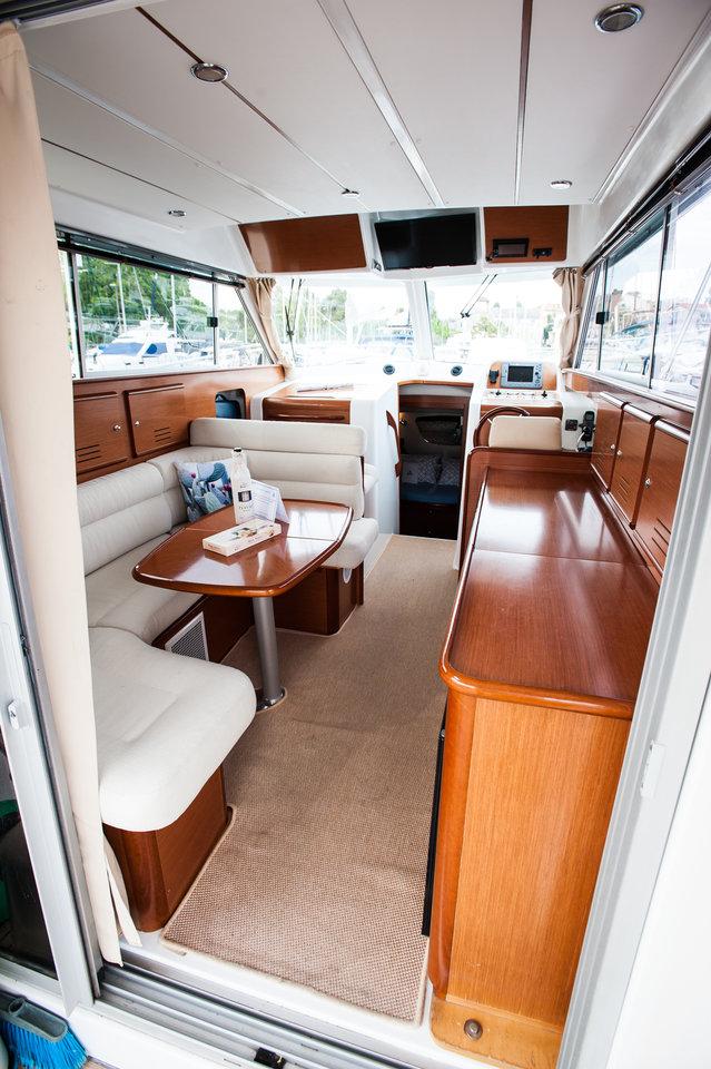 Book Antares 10,80 Fly Motor boat for bareboat charter in Marina Tankerkomerc, Zadar, Zadar region, Croatia with TripYacht!, picture 16