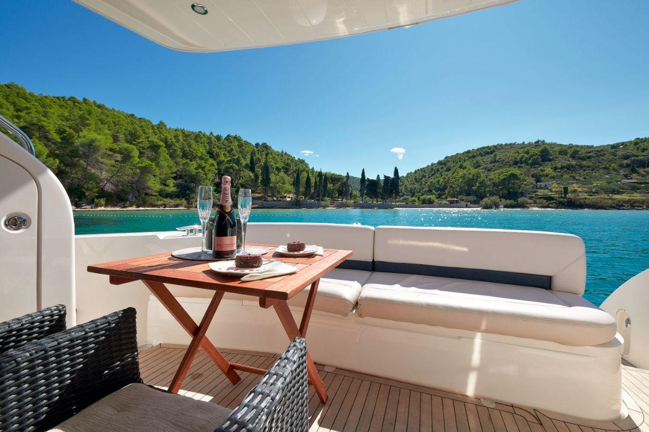 Book Princess 42 Fly Motor yacht for bareboat charter in Marina Lav - Podstrana, Split region, Croatia with TripYacht!, picture 19
