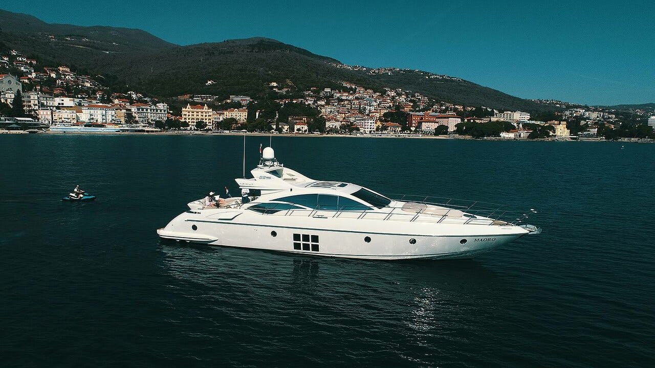 Book Azimut 68 - 3 + 1 cab. Luxury motor yacht for bareboat charter in ACI Marina Split, Split region, Croatia with TripYacht!, picture 5