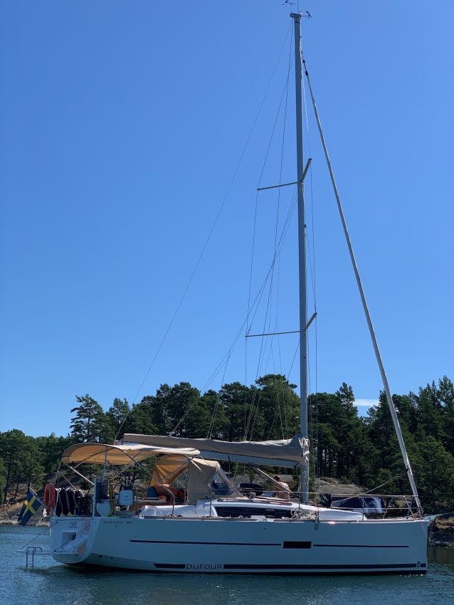 Book Dufour 360 Liberty Sailing yacht for bareboat charter in Stockholm, Moranviken Marina, Stockholm County, Sweden with TripYacht!, picture 1