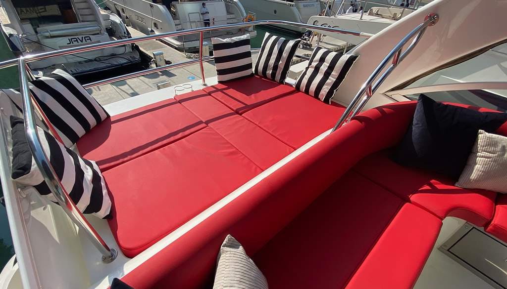 Book Cruiser Fly 47ft Motor yacht for bareboat charter in Dubai, Marina Yacht Club, Dubai, United Arab Emirates with TripYacht!, picture 4