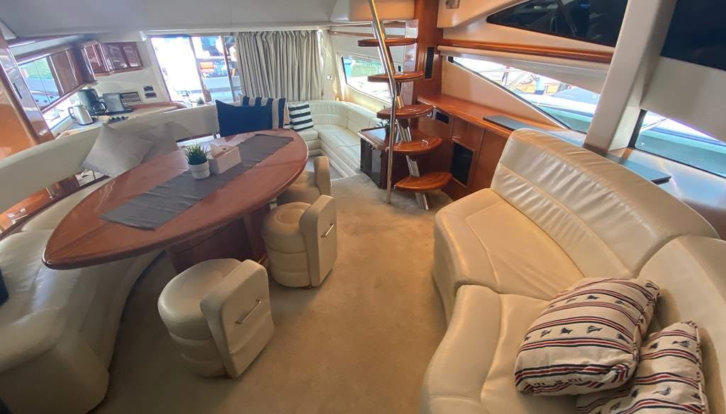 Book Sunseeker Manhattan 64 Motor yacht for bareboat charter in Dubai, Marina Yacht Club, Dubai, United Arab Emirates with TripYacht!, picture 7