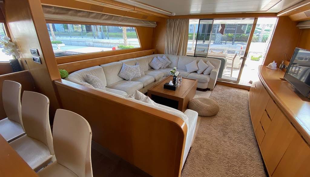 Book San Lorenzo 72 Luxury motor yacht for bareboat charter in Dubai, D-Marin Business Bay Marina, Dubai, United Arab Emirates with TripYacht!, picture 7